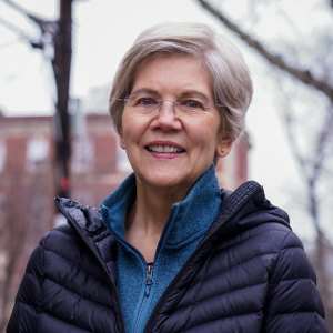 Sursa foto: Facebook/ Elizabeth Warren